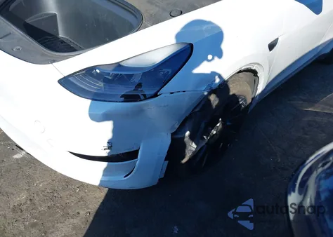 2023 Tesla Model Y Awd/Long Range Dual Motor All-Wheel Drive из США, поврежденный, VIN 7SAYGAEE5PF886680